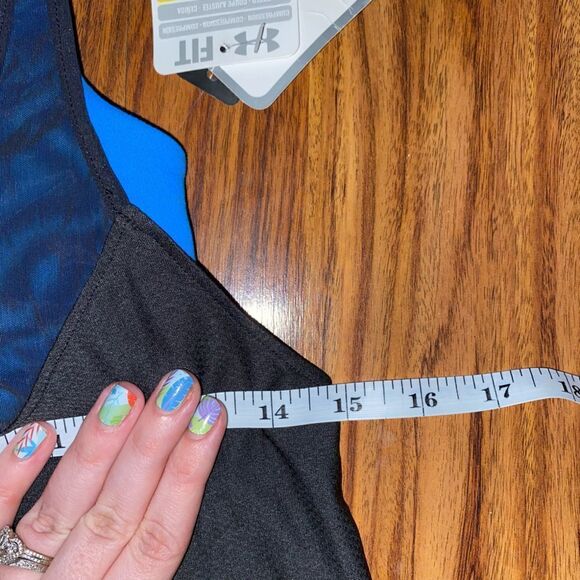 Under Armour NWT Black and a Blue Sports Bra Active Tank - Picture 7 of 7